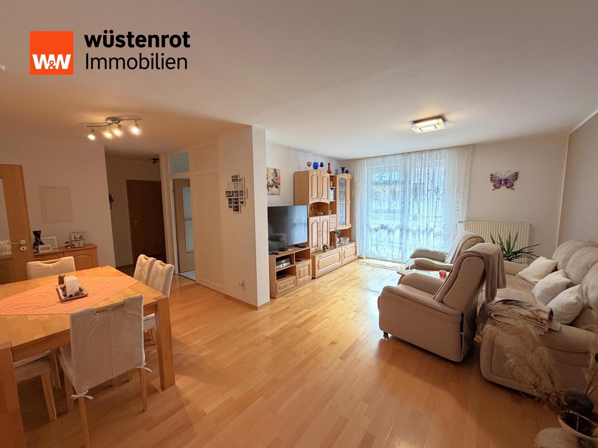 Immobilienangebot - Hersbruck - Alle - "Heiß begehrt"  Wohnung in gepflegter Citylage, 3,5 Zimmer, ca. 83 m², Balkon, Aufzug, TG-Stellplatz