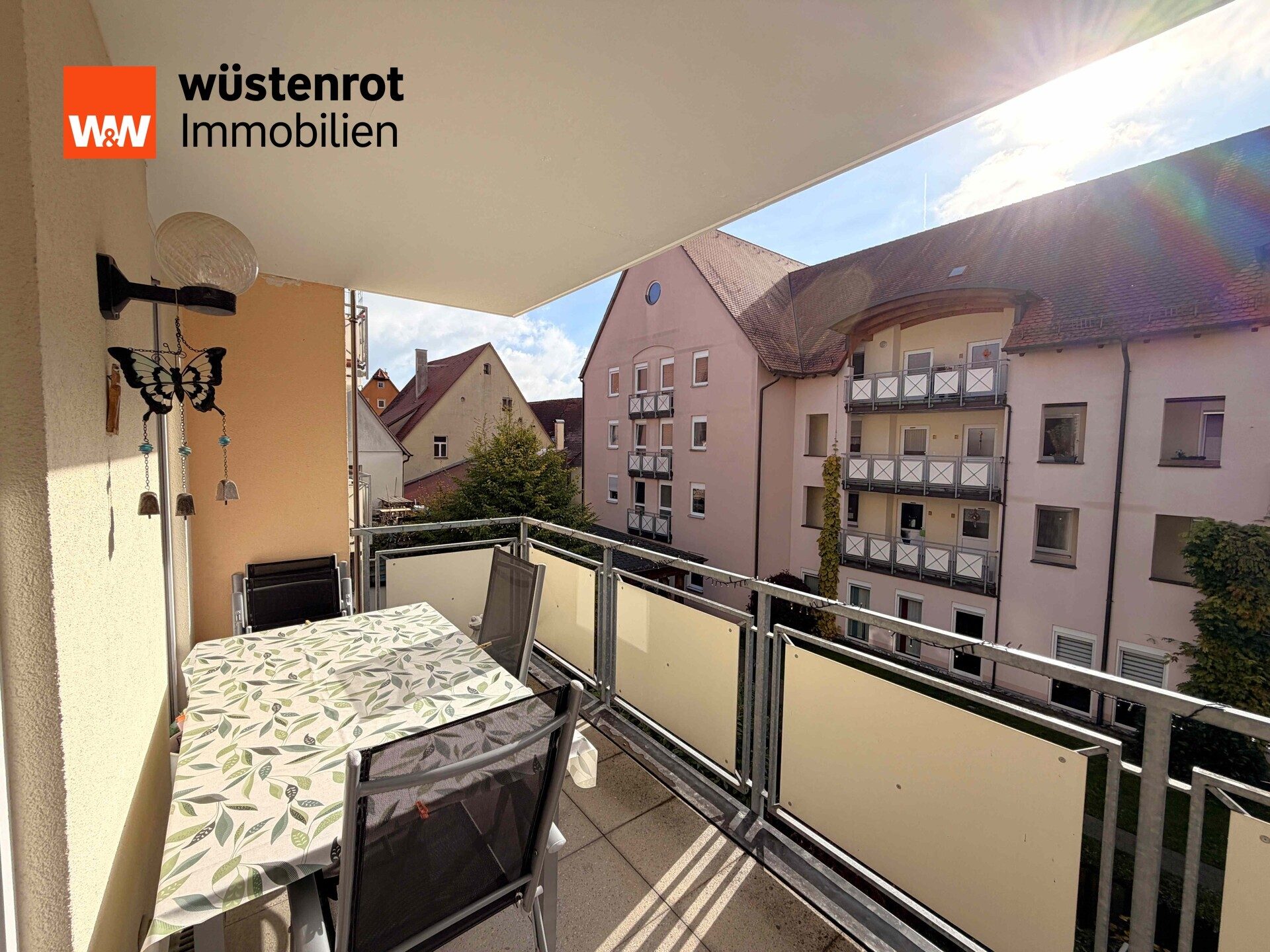 Immobilienangebot - Hersbruck - Alle - "Heiß begehrt"  Wohnung in gepflegter Citylage, 3,5 Zimmer, ca. 83 m², Balkon, Aufzug, TG-Stellplatz