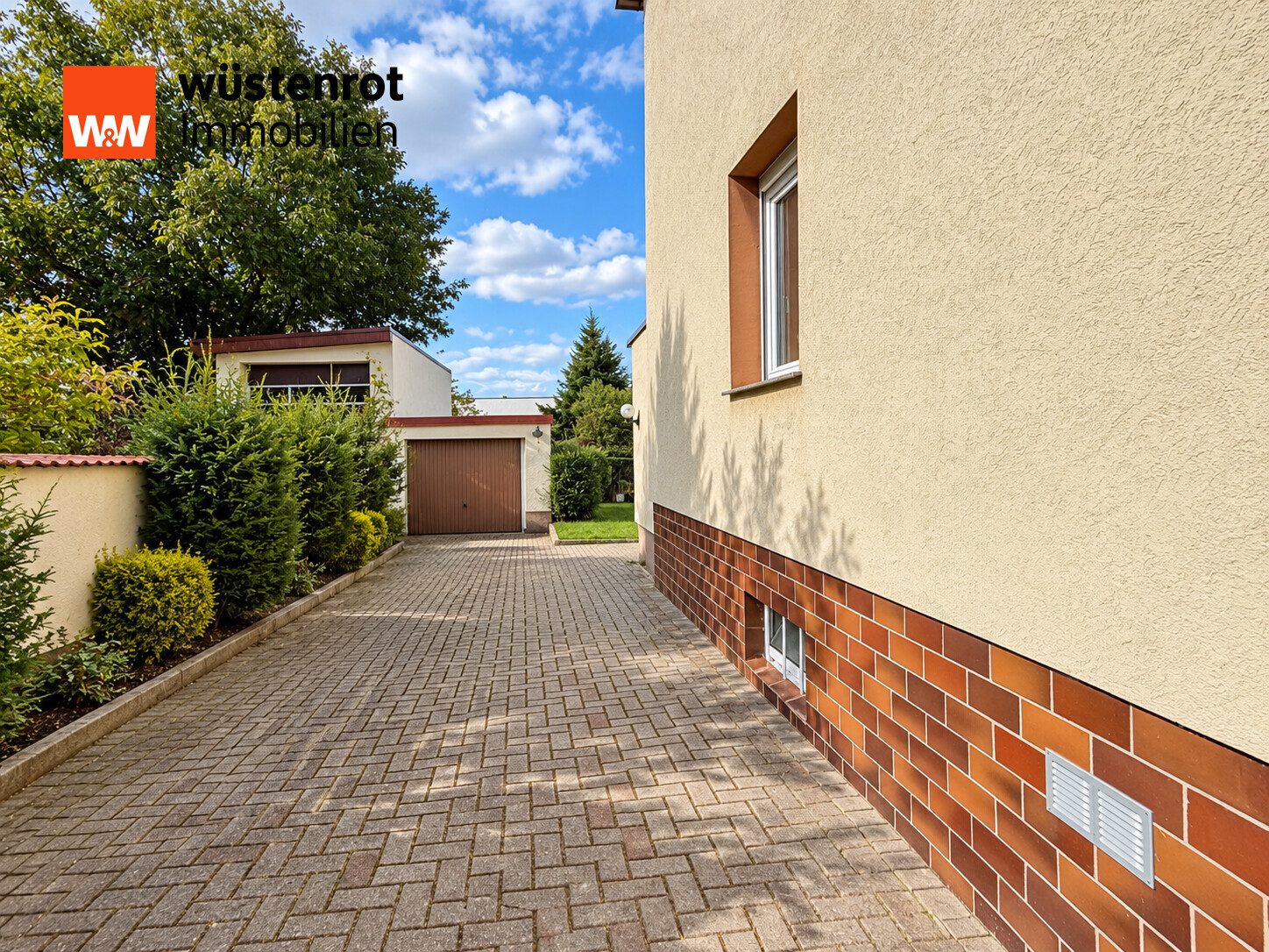 Immobilienangebot - Herzberg (Elster) - Alle - Familienglück mit viel Platz – Haus mit Garten, Keller, Garage & Nebengelass