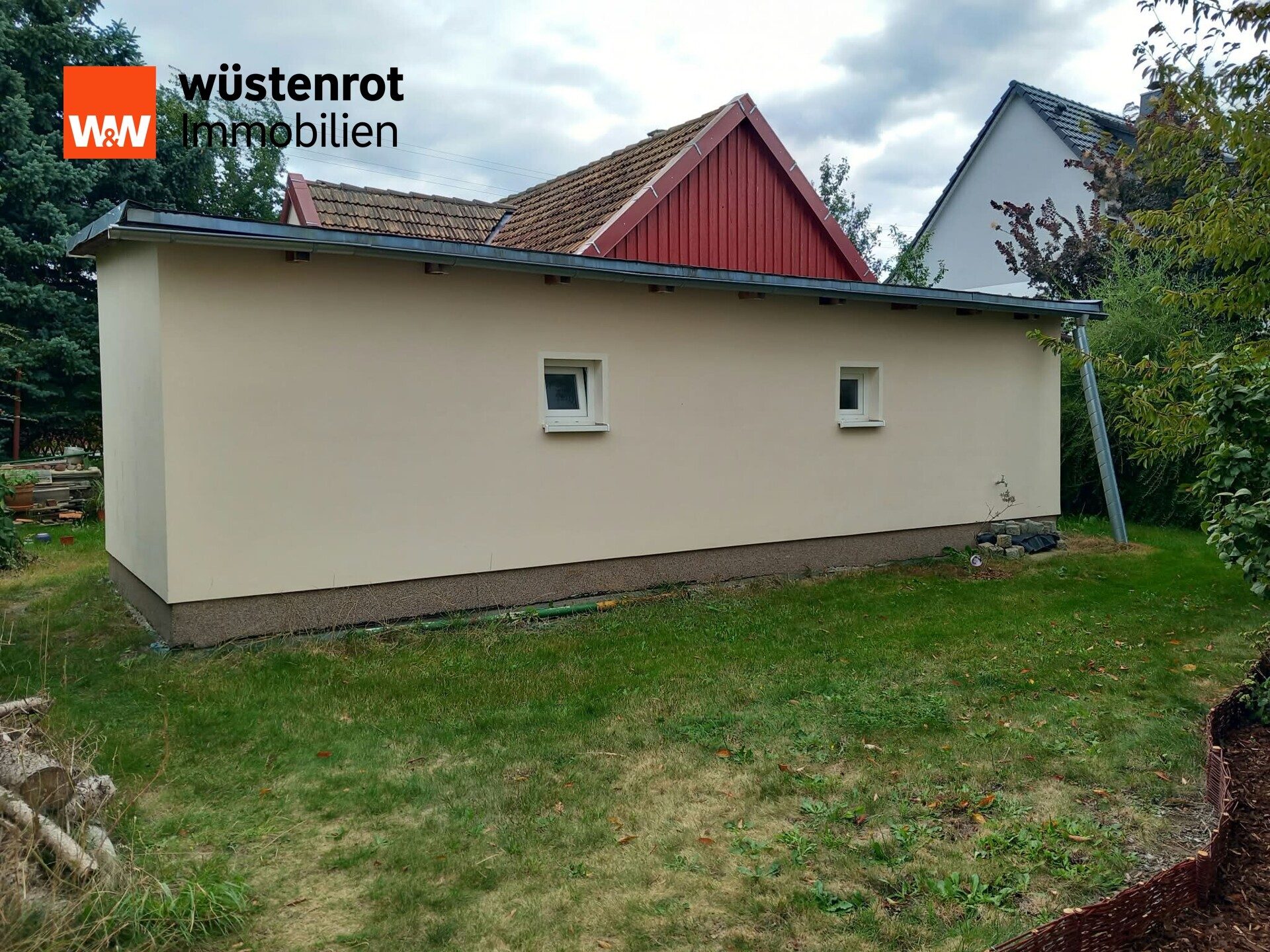 Immobilienangebot - Neschwitz - Alle - Gepflegtes Einfamilienhaus mit Nebengebäude in Neschwitz