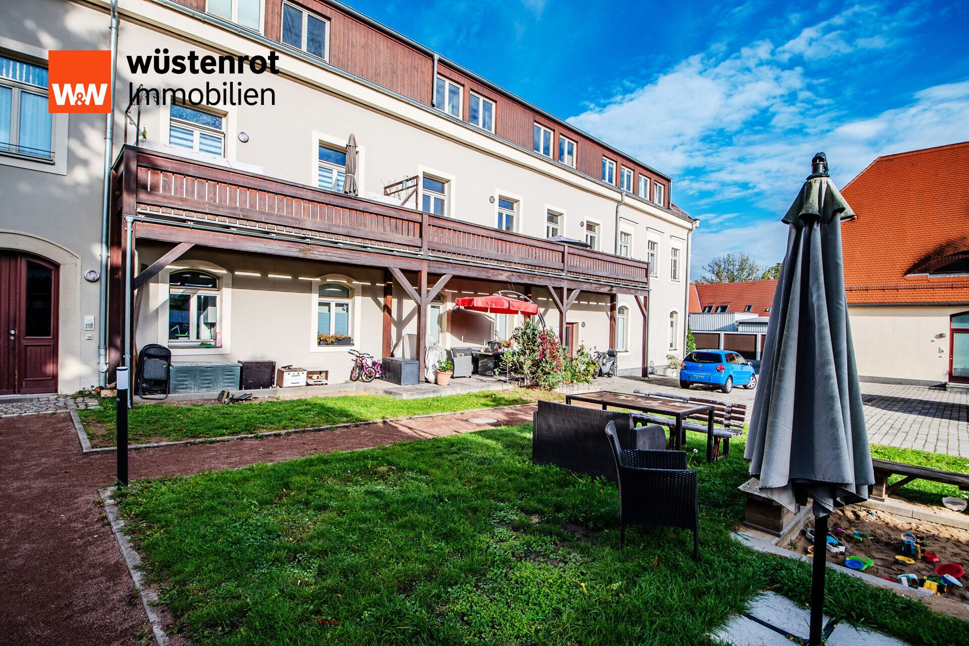 Immobilienangebot - Dresden - Alle - Wohnen mit historischem Charme – Großzügige Eigentumswohnung im denkmalgeschützten Vierseitenhof