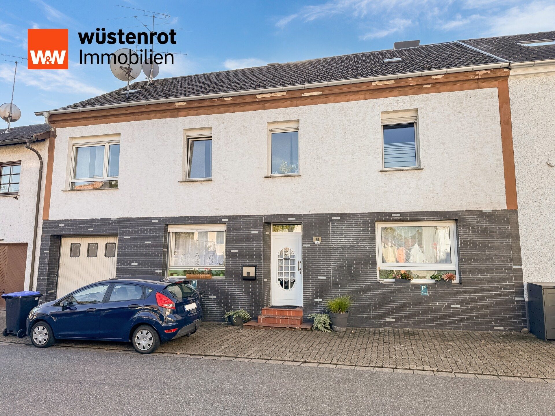 Immobilienangebot - Wallerfangen - Alle - Reihenmittelhaus im Ortskern von Wallerfangen mit ca. 188 m² Wohnfläche und Entwicklungspotenzial