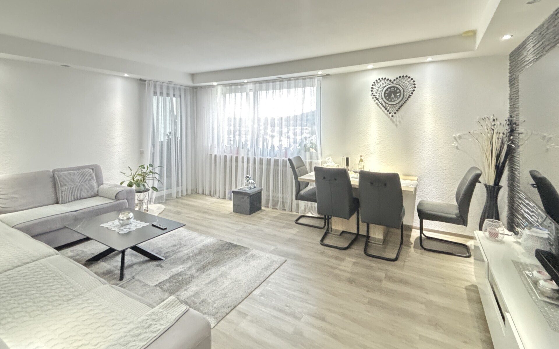 Immobilienangebot - Ummendorf - Alle - Attraktive 4 Zimmer Wohnung mit Weitblick