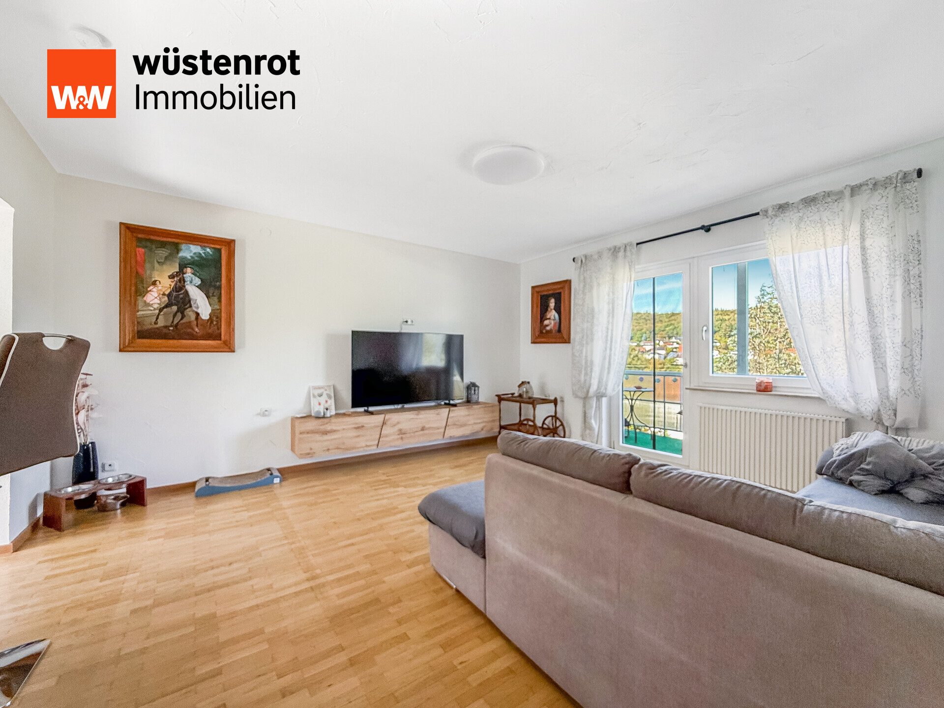 Immobilienangebot - Sankt Ingbert / Rentrisch - Alle - Viel Platz für Generationen – gepflegtes Einfamilienhaus mit Einliegerwohnung, Garten und PV