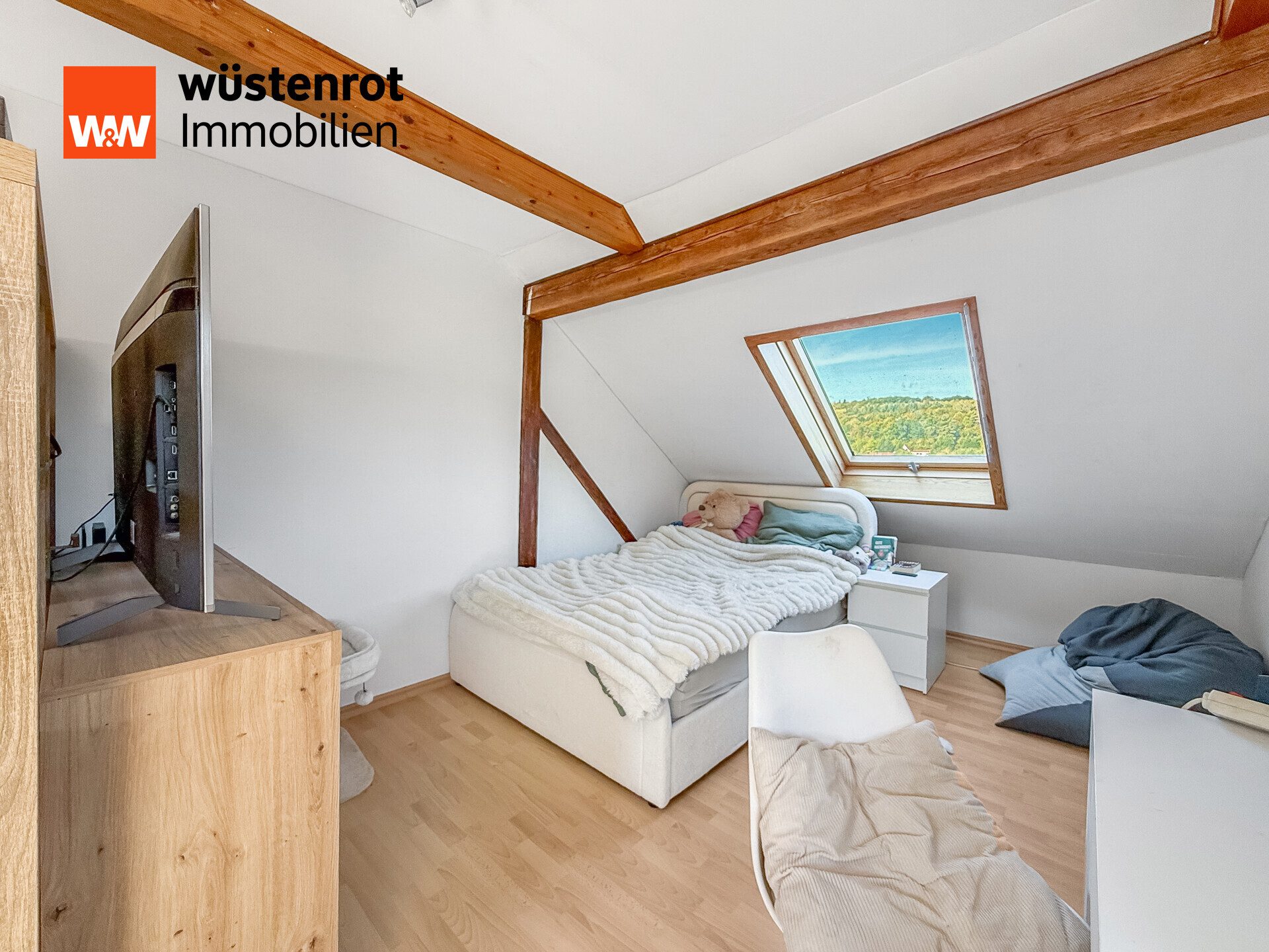 Immobilienangebot - Sankt Ingbert / Rentrisch - Alle - Viel Platz für Generationen – gepflegtes Einfamilienhaus mit Einliegerwohnung, Garten und PV