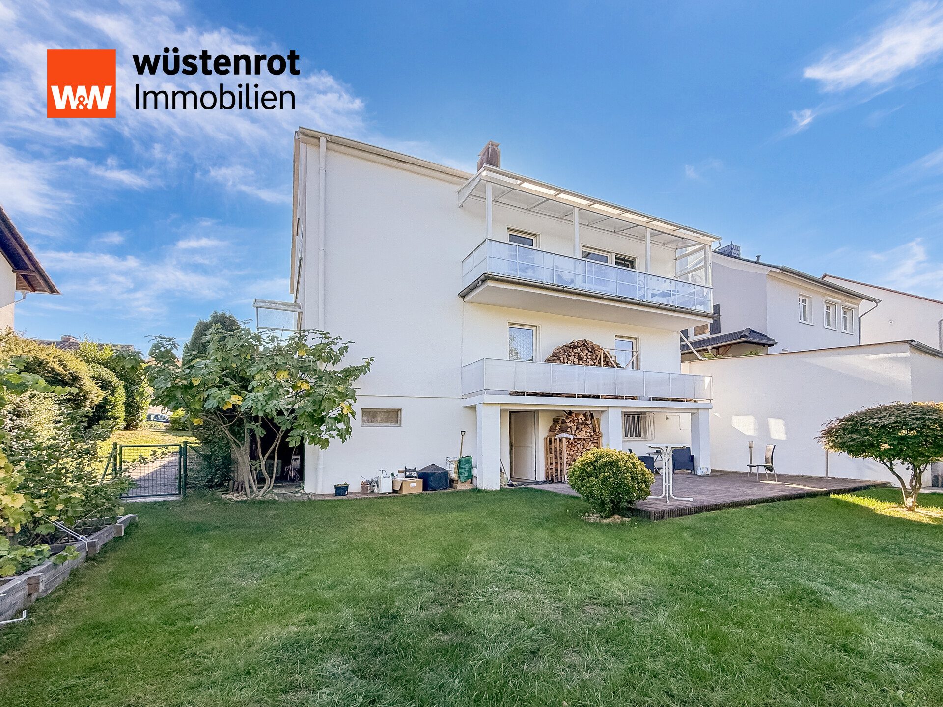 Immobilienangebot - Sankt Ingbert / Rentrisch - Alle - Viel Platz für Generationen – gepflegtes Einfamilienhaus mit Einliegerwohnung, Garten und PV