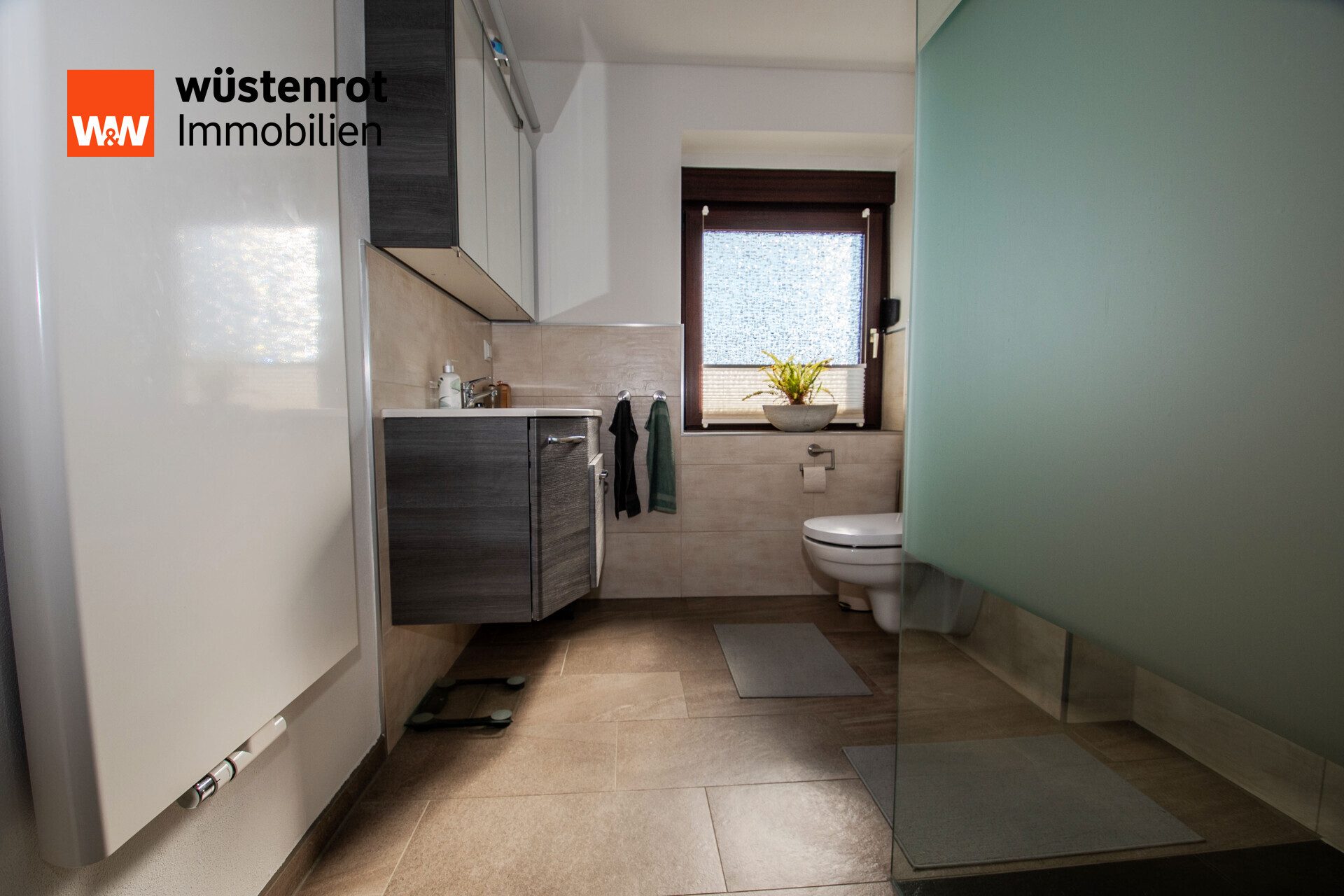 Immobilienangebot - Frohburg - Alle - Einziehen und Wohlfühlen – Modernisierte Doppelhaushälfte mit Gartenparadies