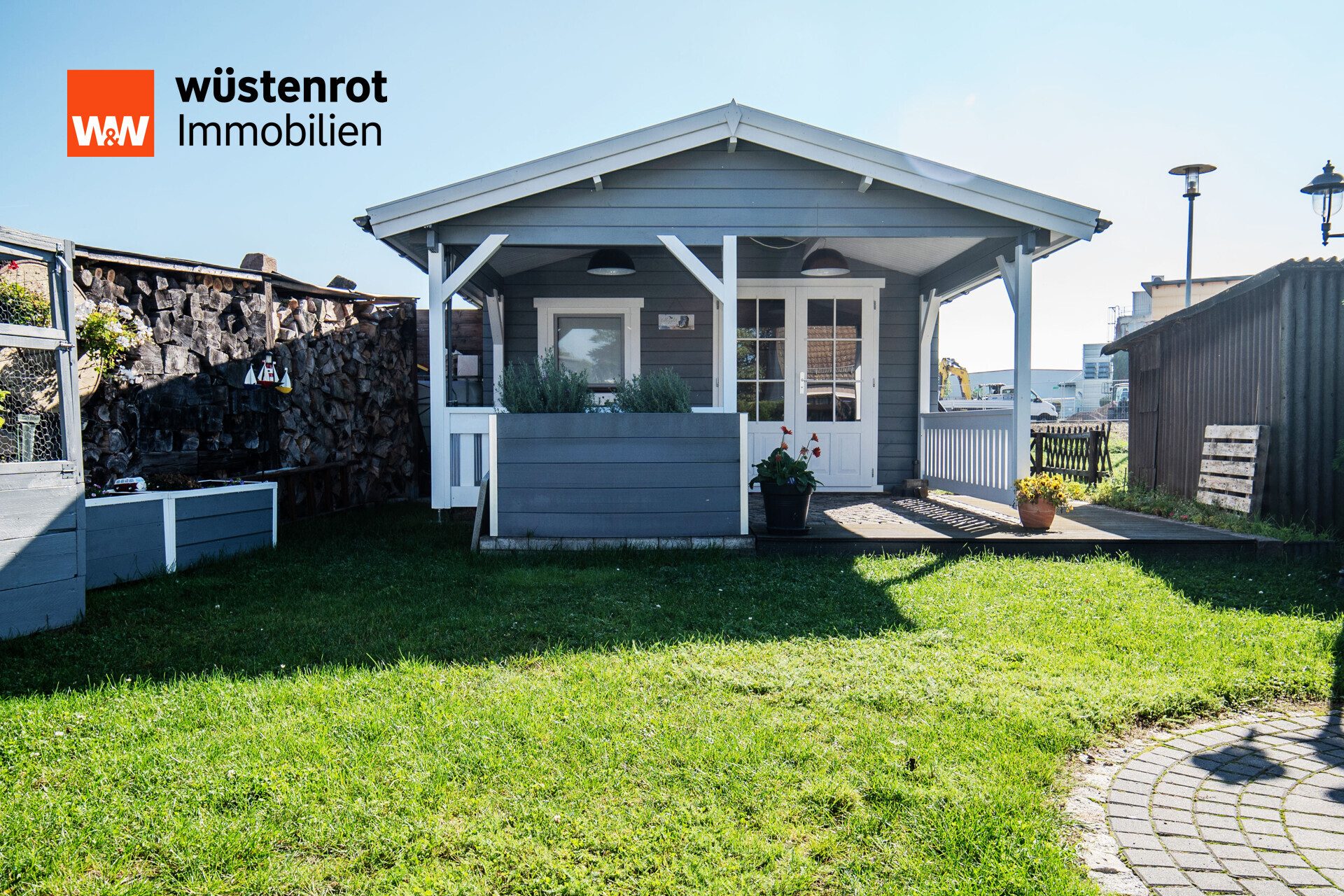 Immobilienangebot - Frohburg - Alle - Einziehen und Wohlfühlen – Modernisierte Doppelhaushälfte mit Gartenparadies