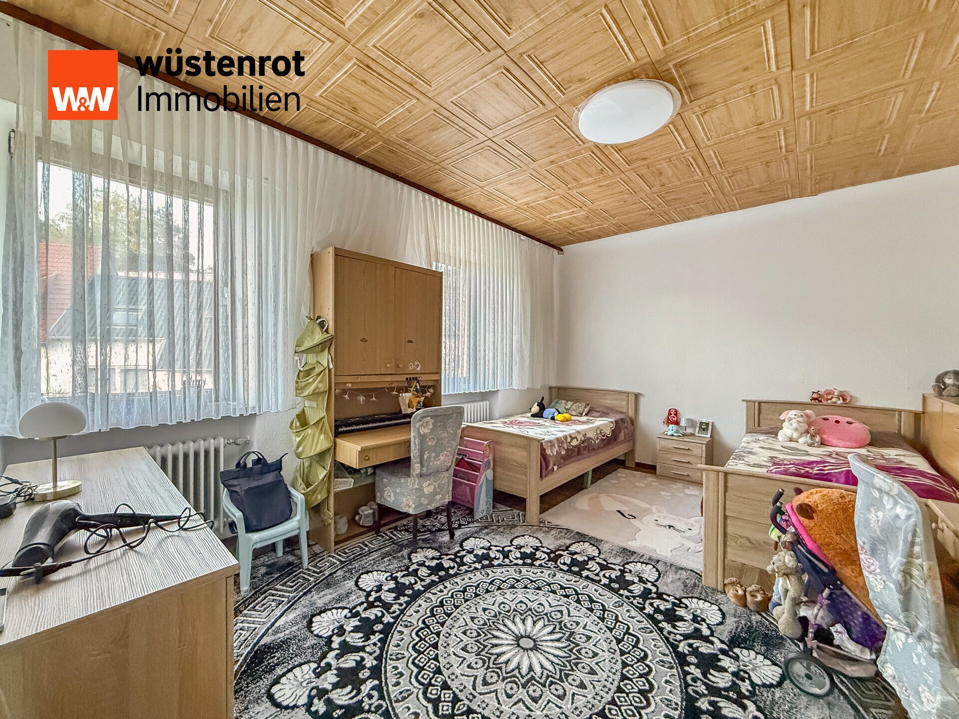 Immobilienangebot - Sankt Ingbert / Rentrisch - Alle - Platz für die ganze Familie – Doppelhaushälfte mit 8 Zimmern und Balkon in St. Ingbert-Rentrisch