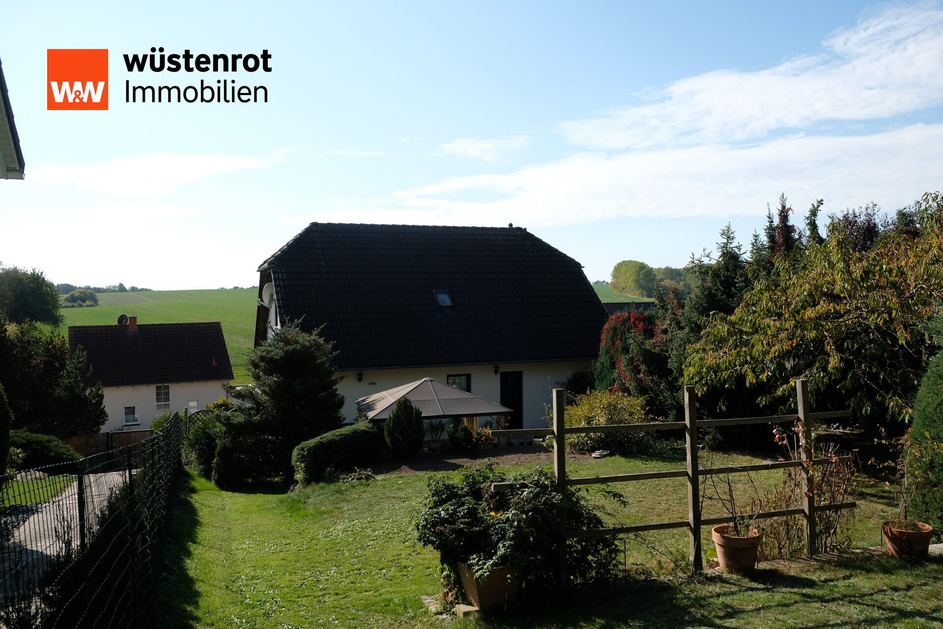 Immobilienangebot - Waldheim - Alle - Gepflegtes Traumhaus mit Weitblick, großem Garten, Sauna & 8,9 kWp PV-Anlage