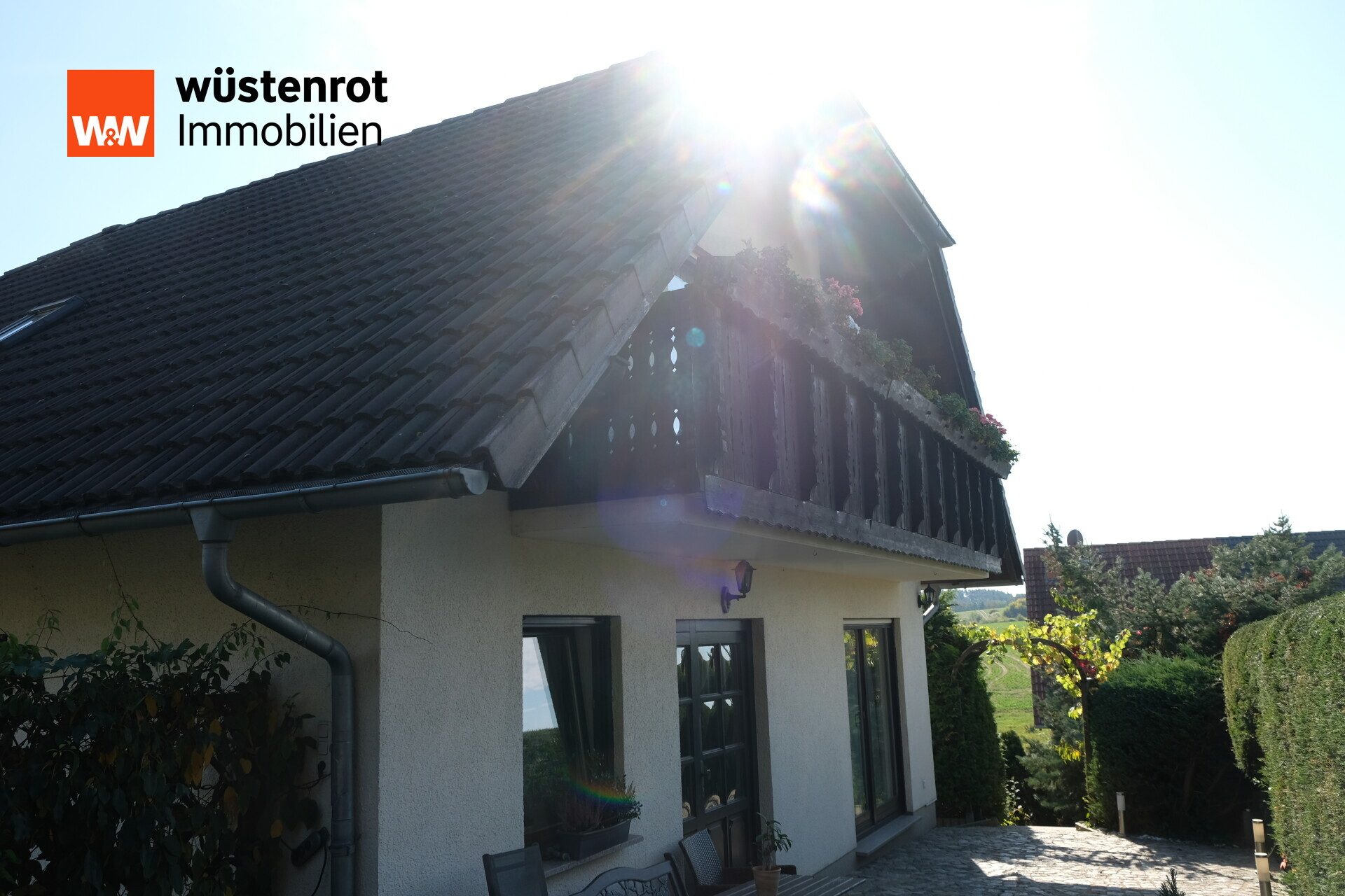 Immobilienangebot - Waldheim - Alle - Gepflegtes Traumhaus mit Weitblick, großem Garten, Sauna & 8,9 kWp PV-Anlage