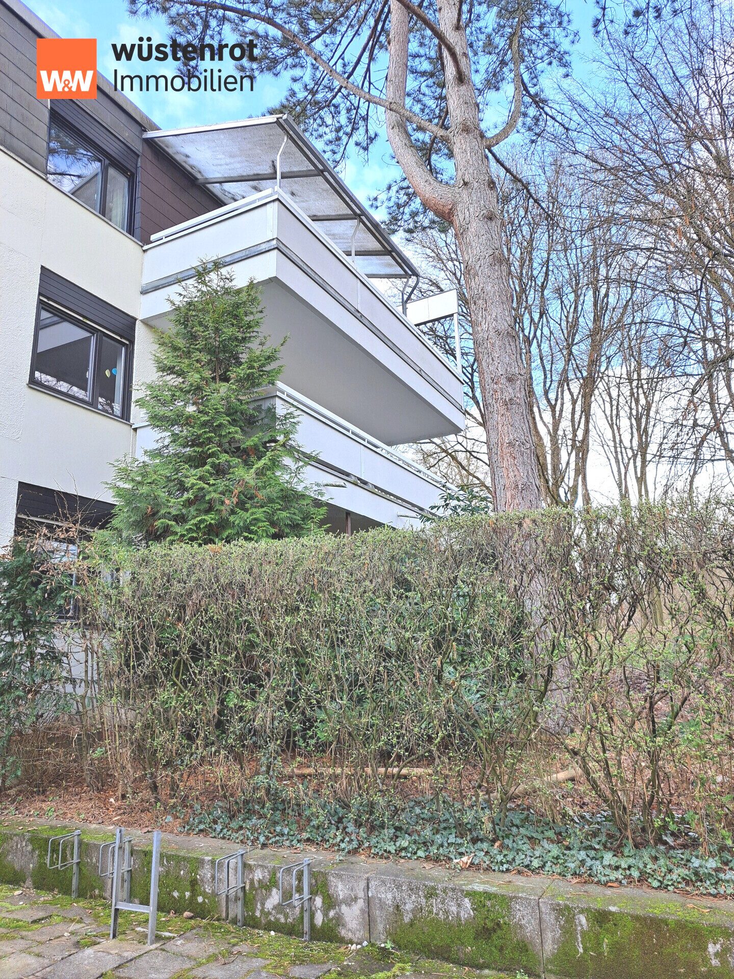 Immobilienangebot - München - Alle - Gelegenheit! Großzügige 3-Zi.-Whg. im 1. OG mit großem Balkon