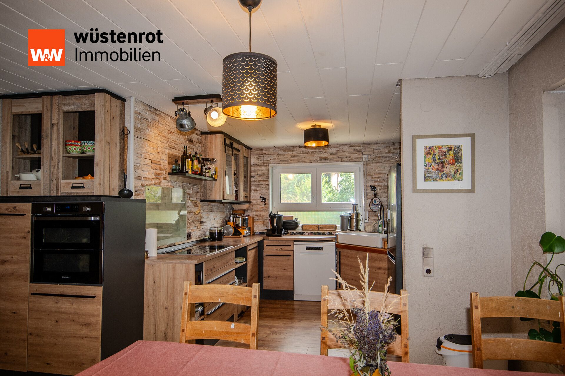 Immobilienangebot - Wertheim / Sonderriet - Alle - Zwei Häuser – ein Zuhause! Modernisiertes Wohnensemble mit Ausbaupotenzial