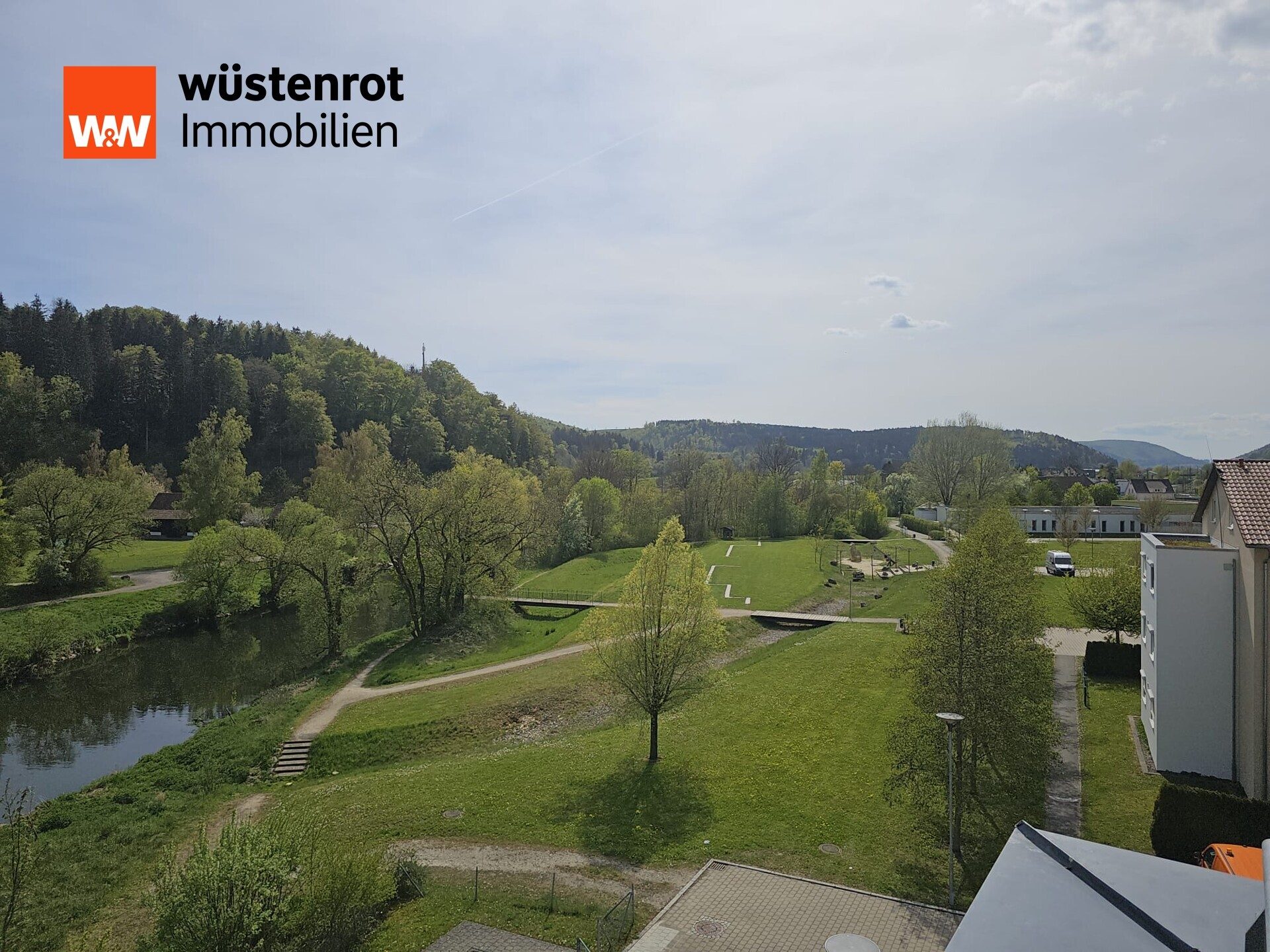 Immobilienangebot - Immendingen - Alle - Wo Licht auf Großzügigkeit trifft – Wohnen mit besonderem Flair