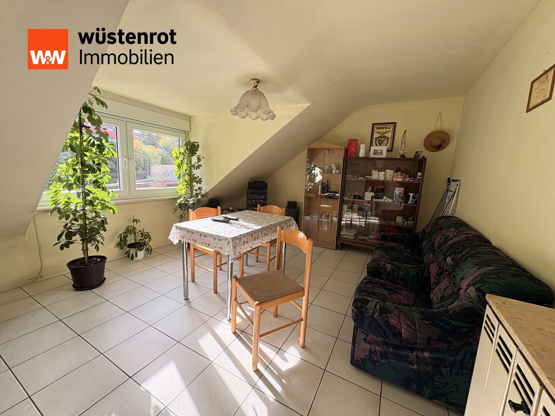Immobilienangebot - Pforzheim - Alle - Attraktives 8-Familienhaus als Kapitalanlage – voll vermietet mit laufenden Mieteinnahmen