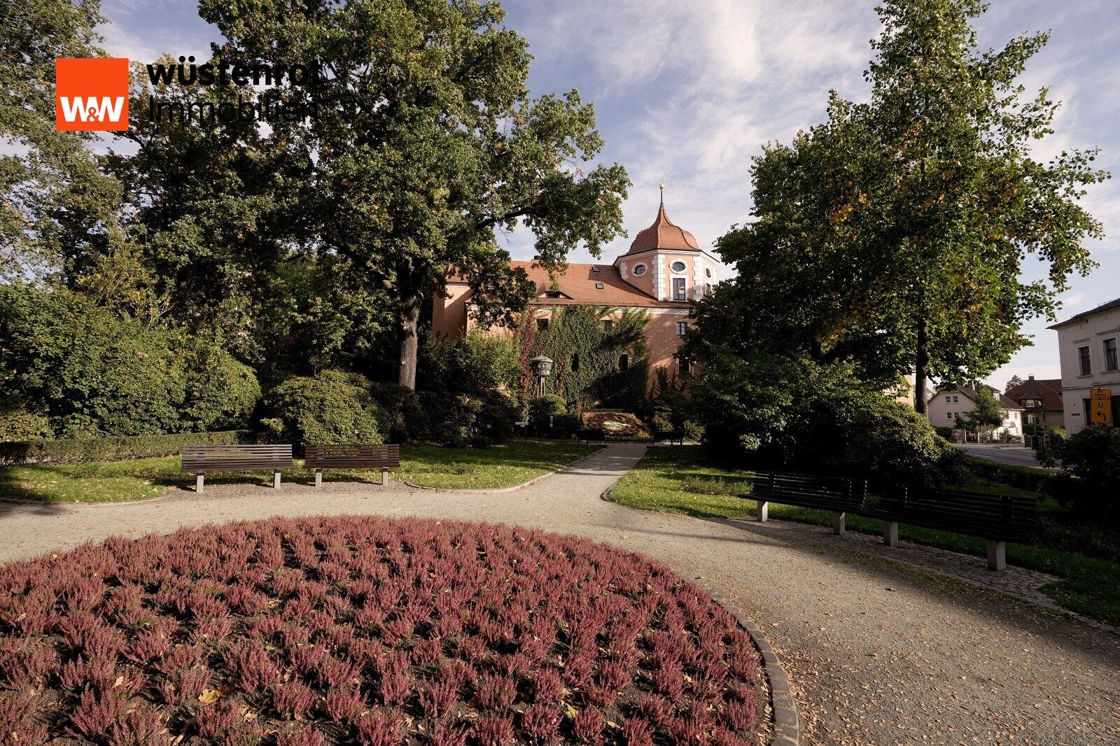Immobilienangebot - Zittau - Alle - Speisenlokal, Biergarten, Mietwohnungen, Ferienwohnungen- das einzigartige Denkmal im Herzen Zittaus
