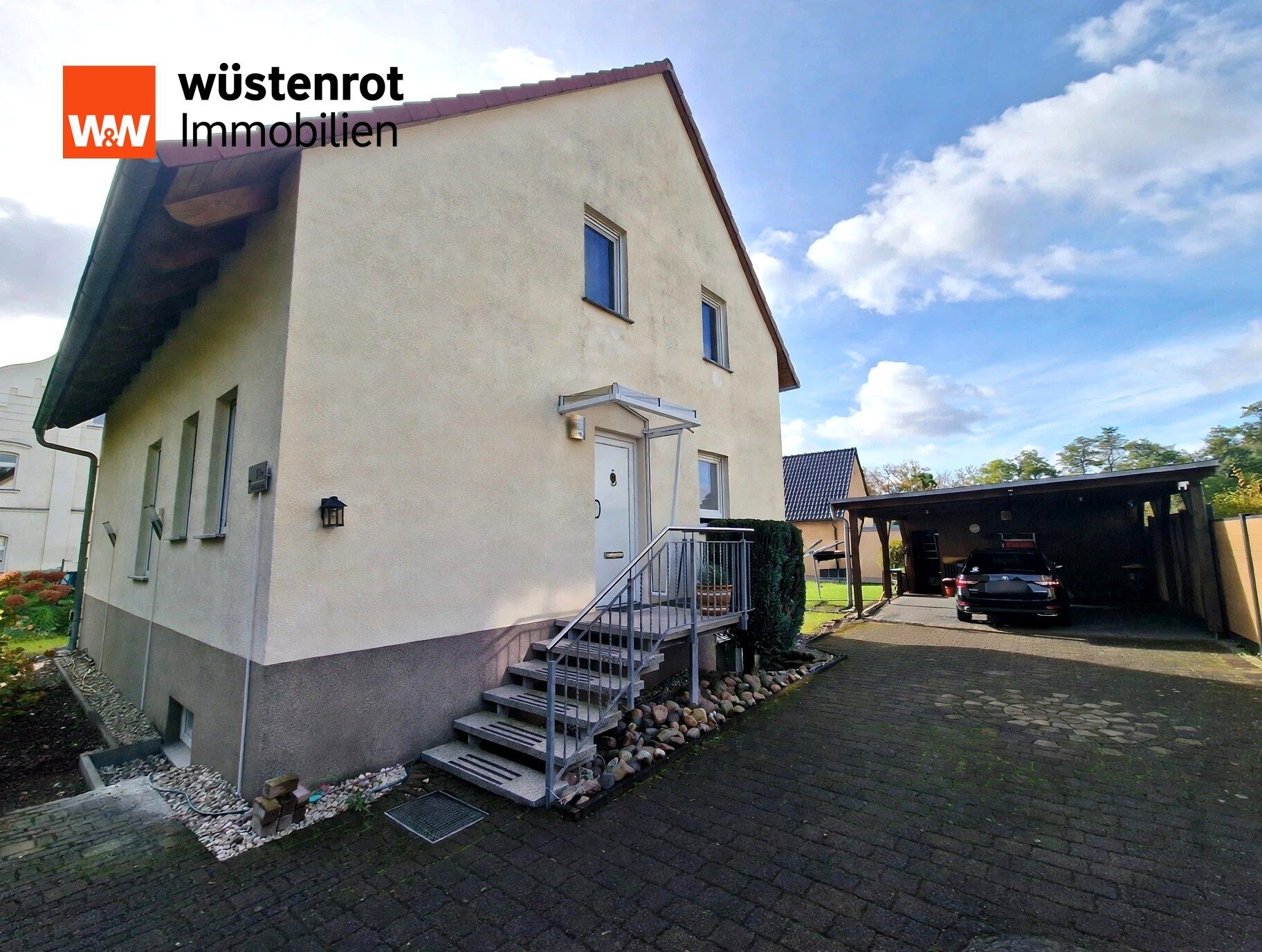 Immobilienangebot - Leipzig - Alle - Leipzig- Familienidylle in Wiederitzsch- Einfamiliehaus mit Garten+ Doppelcarport