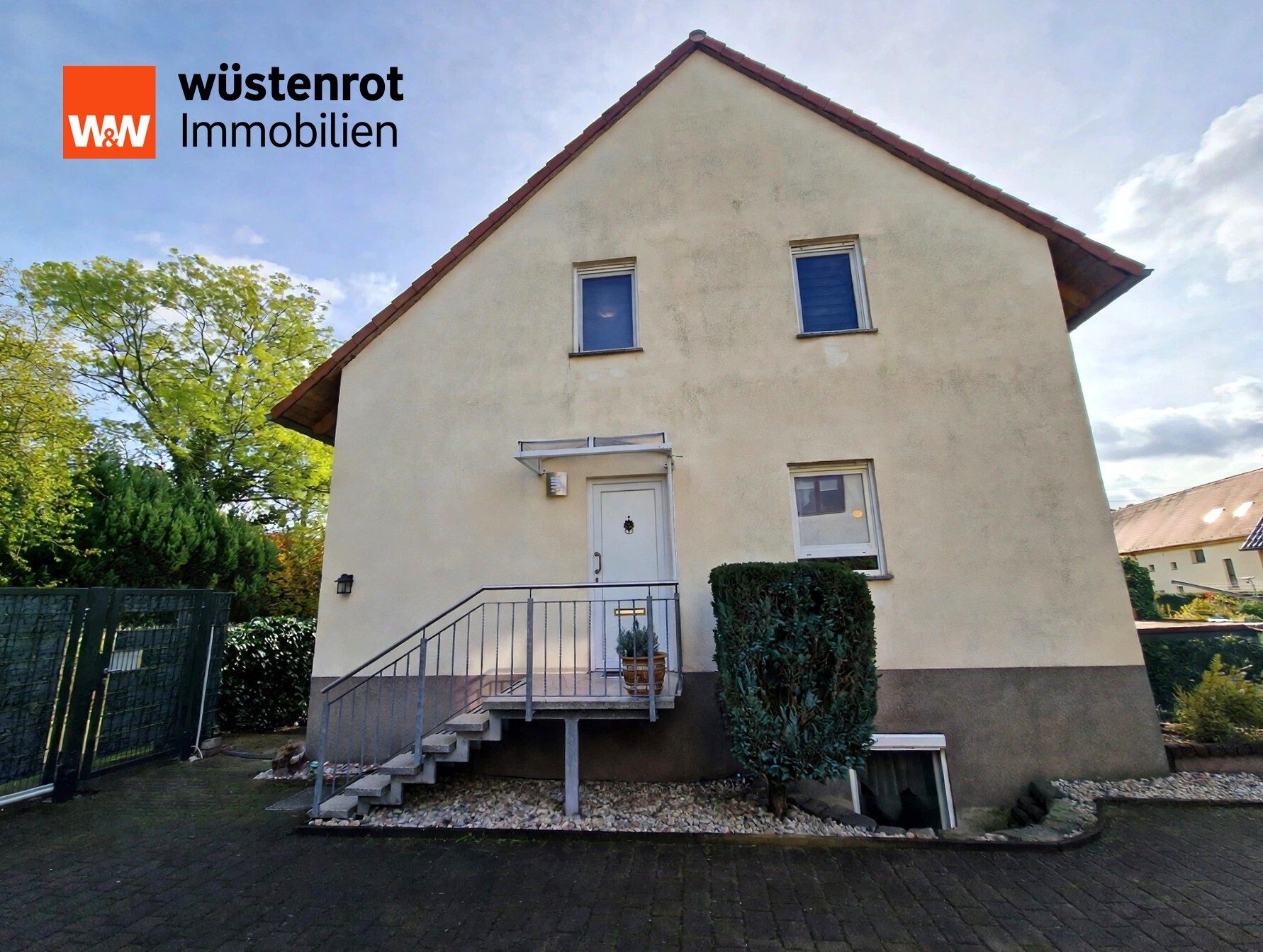 Immobilienangebot - Leipzig - Alle - Leipzig- Familienidylle in Wiederitzsch- Einfamiliehaus mit Garten+ Doppelcarport