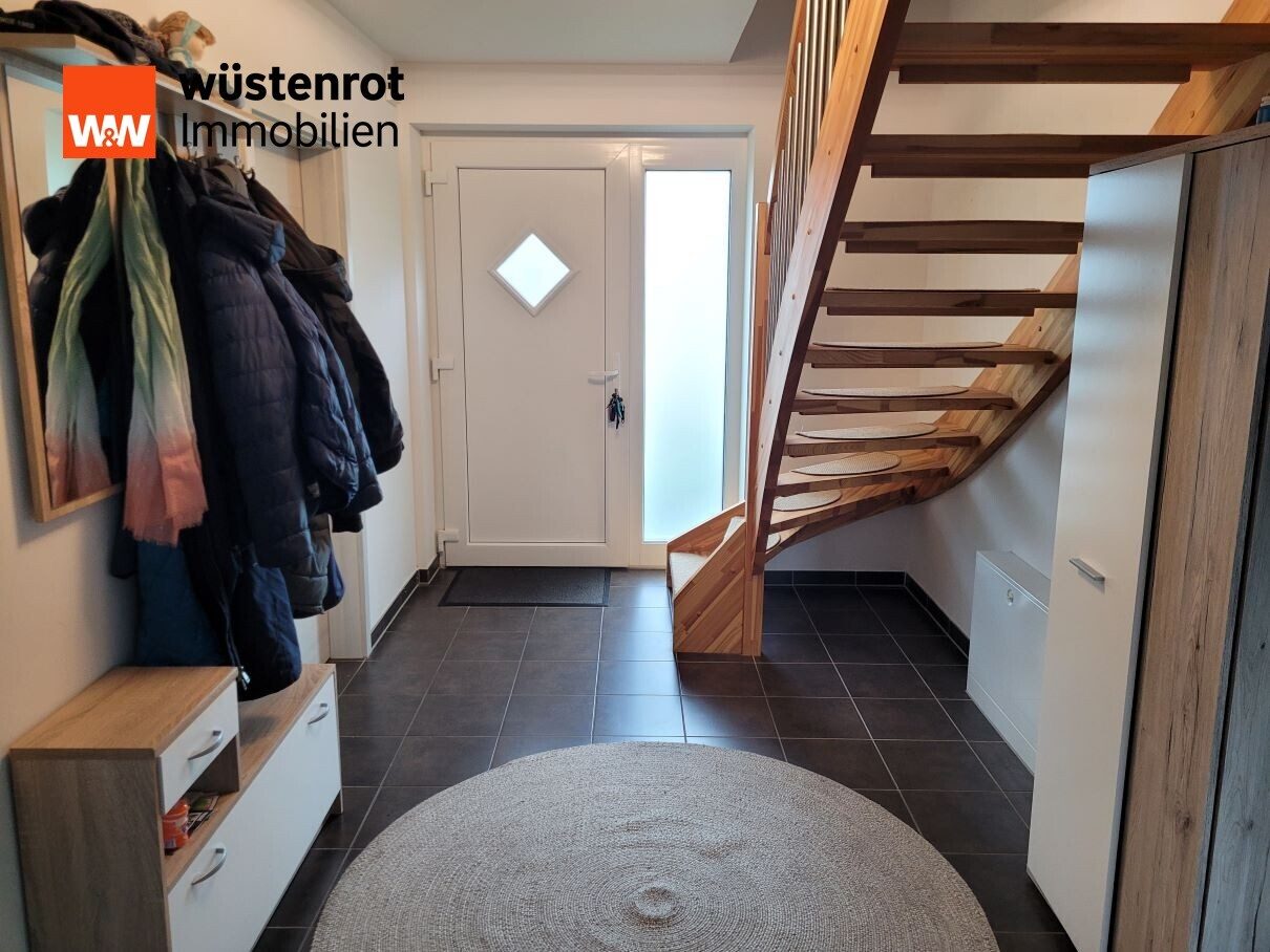 Immobilienangebot - Erfde / Scheppern - Alle - Hochwertiges Niedrigenergie-Effizienzhaus EEFKl A+ in der Nähe der Eider