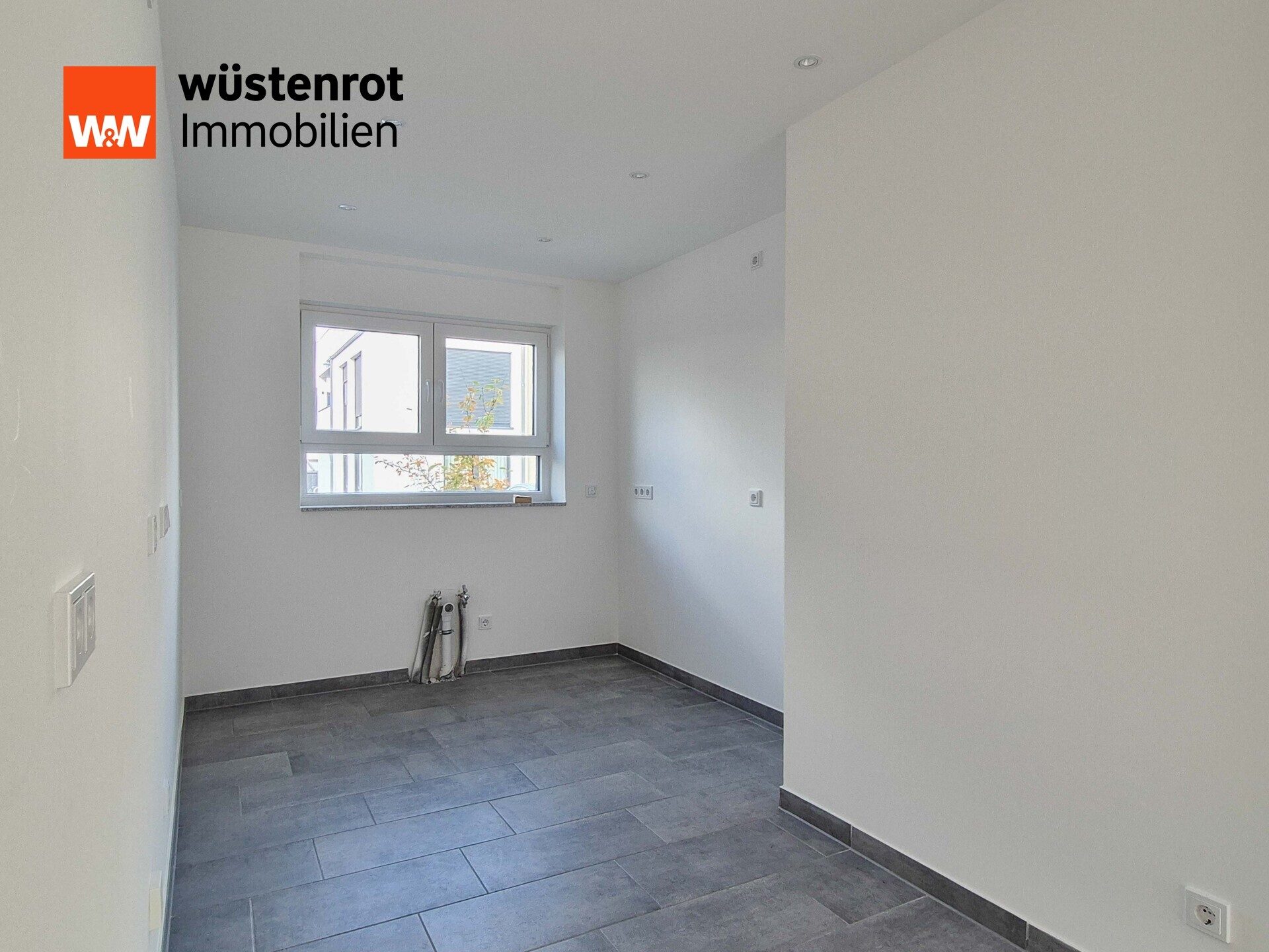 Immobilienangebot - Rosbach vor der Höhe - Alle - Erstbezug für Familien: Letzte hochwertige Neubau-DHH (A+) mit Vollkeller & Südwest-Garten
