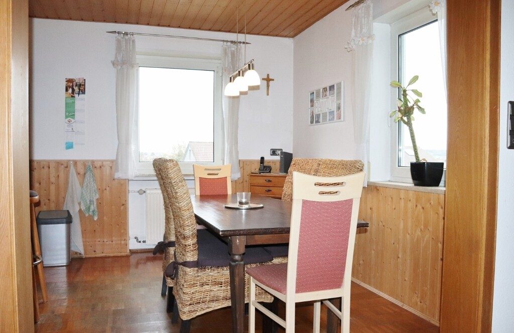 Immobilienangebot - Waltenhofen - Alle - Einfamilienhaus mit viel Platz, Garage und Stellplätzen