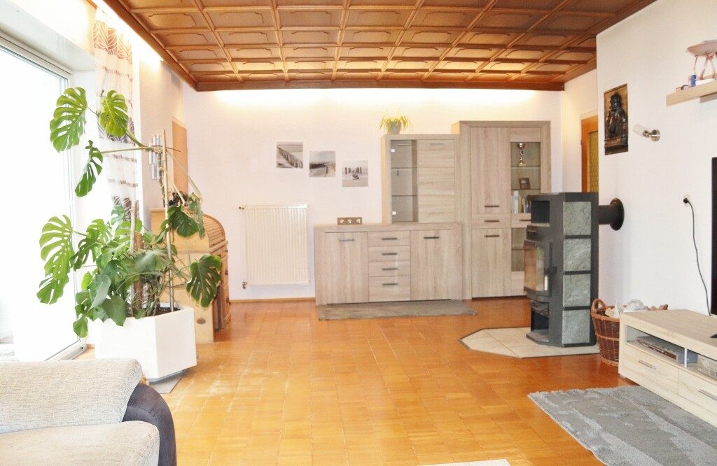 Immobilienangebot - Waltenhofen - Alle - Einfamilienhaus mit viel Platz, Garage und Stellplätzen