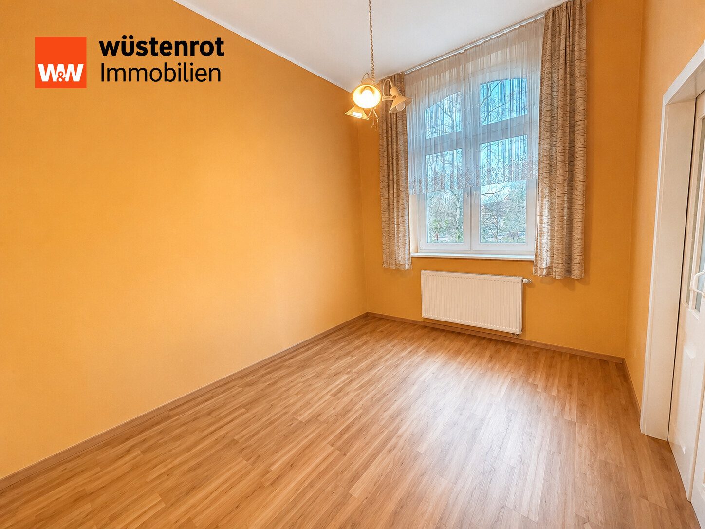 Immobilienangebot - Solingen - Alle - Großzügiges Stadthaus mit Garten in zentraler Lage – perfekt für Familien oder Kapitalanleger