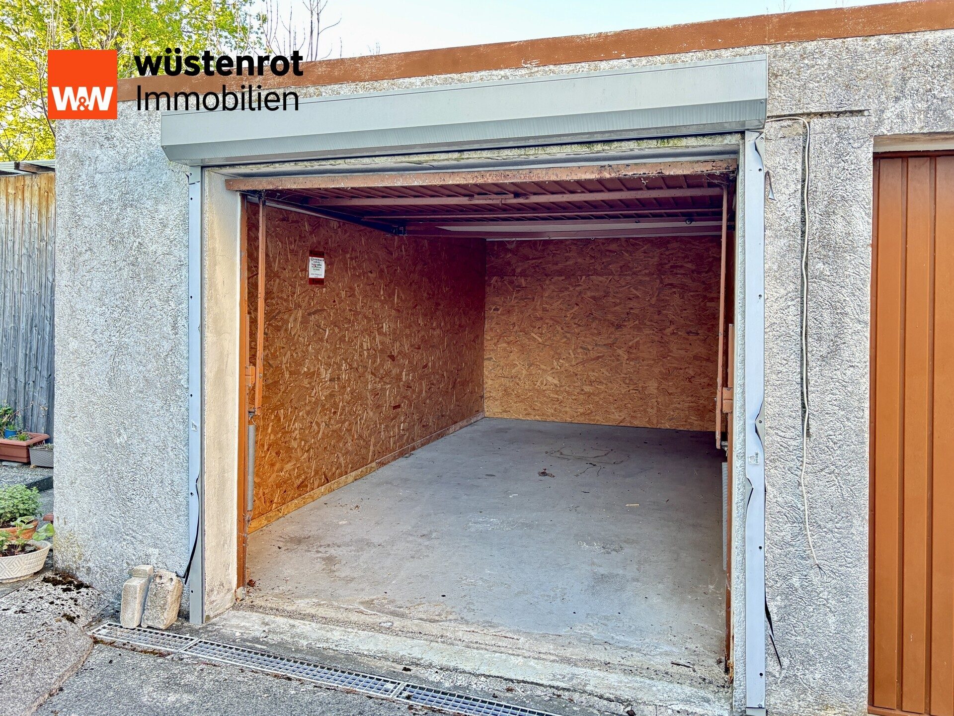 Immobilienangebot - Wolpertswende - Alle - 3,5 Zimmer Erdgeschosswohnung mit Garten in ruhiger Wohnlage