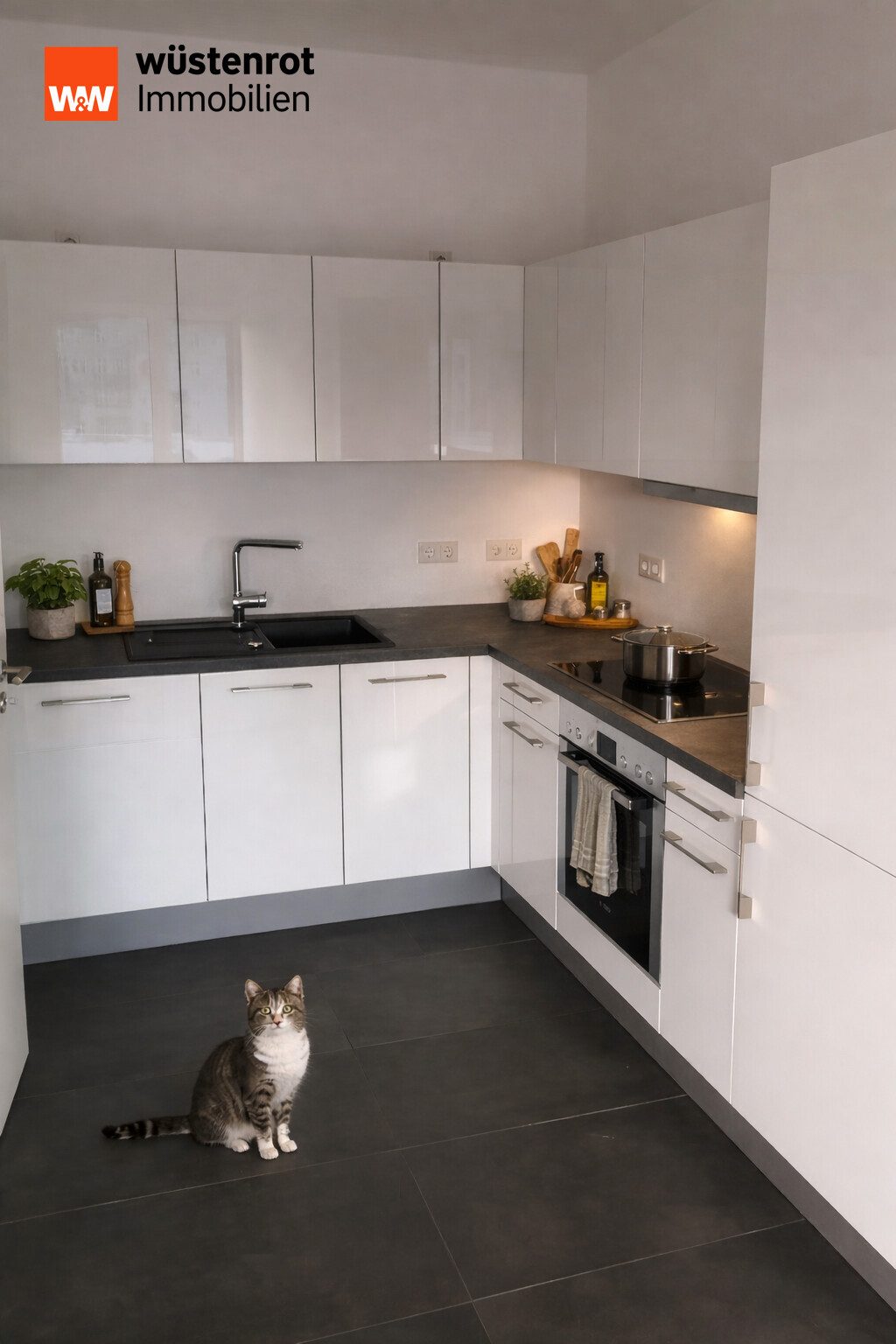Immobilienangebot - Berlin - Alle - Bezugsfreie Luxuswohnung inkl. EBK, Concierge-Service, großem Balkon in Bestlage unweit Hauptbahnhof