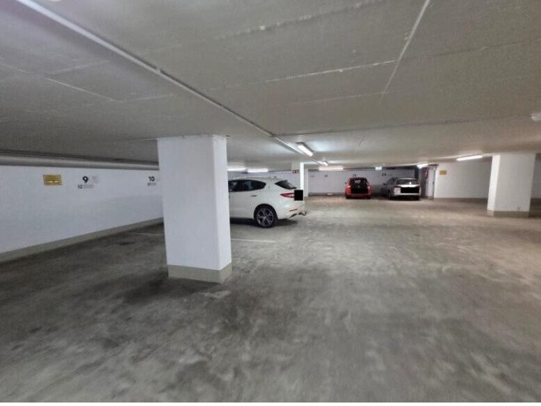 Immobilienangebot - Böblingen - Alle - Attraktive Büroimmobilie in Böblingen-Hulb – 2.301 m² Mietfläche mit direkter Anbindung an A81/B14
