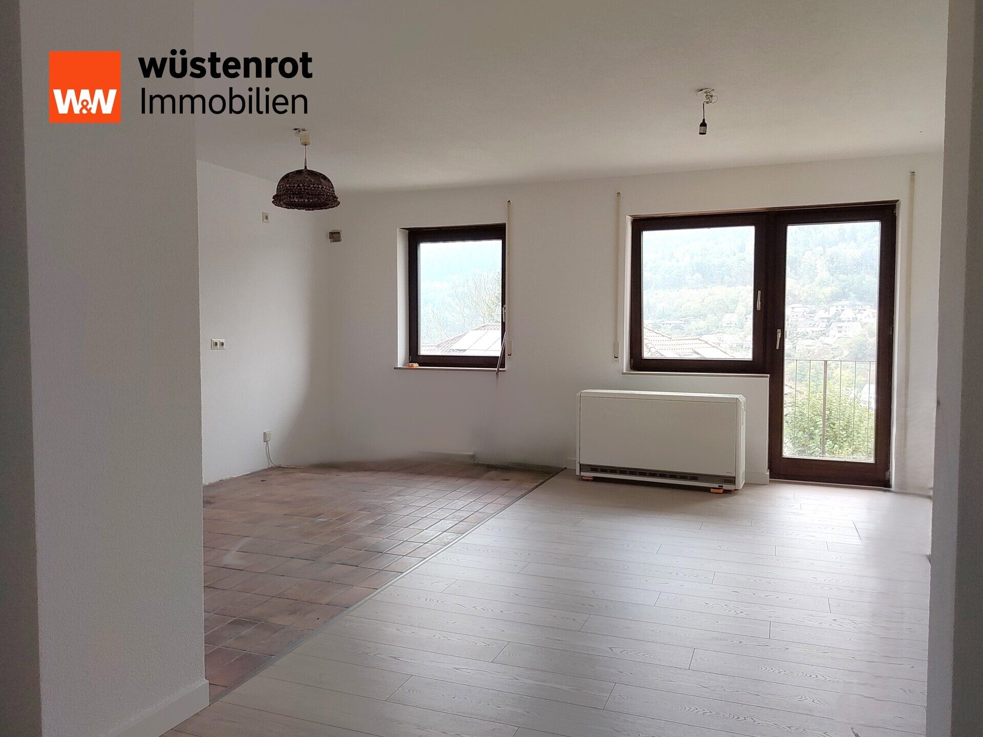 Immobilienangebot - Calw - Alle - *** Viel Platz und Gemütlichkeit, tolle Aussicht inkl. Einzelgarage und ruhige Lage ***