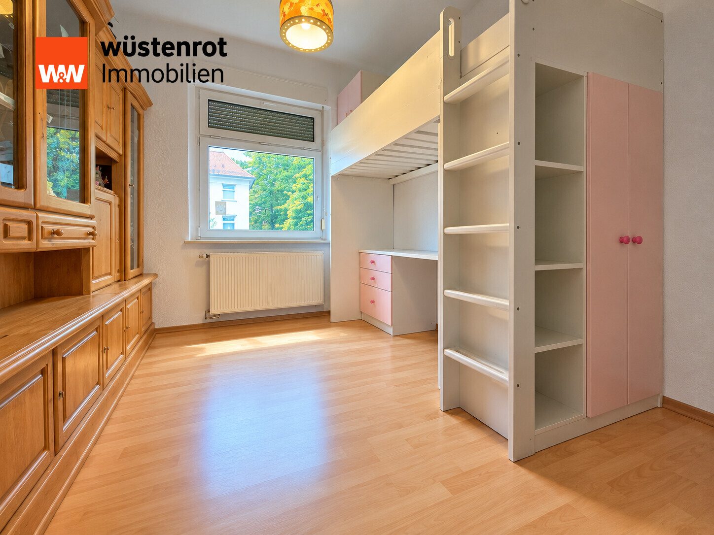 Immobilienangebot - Leipzig - Alle - Ein Zuhause zum Wohlfühlen – 4-Zimmer-Wohnung mit Balkon und Wintergarten