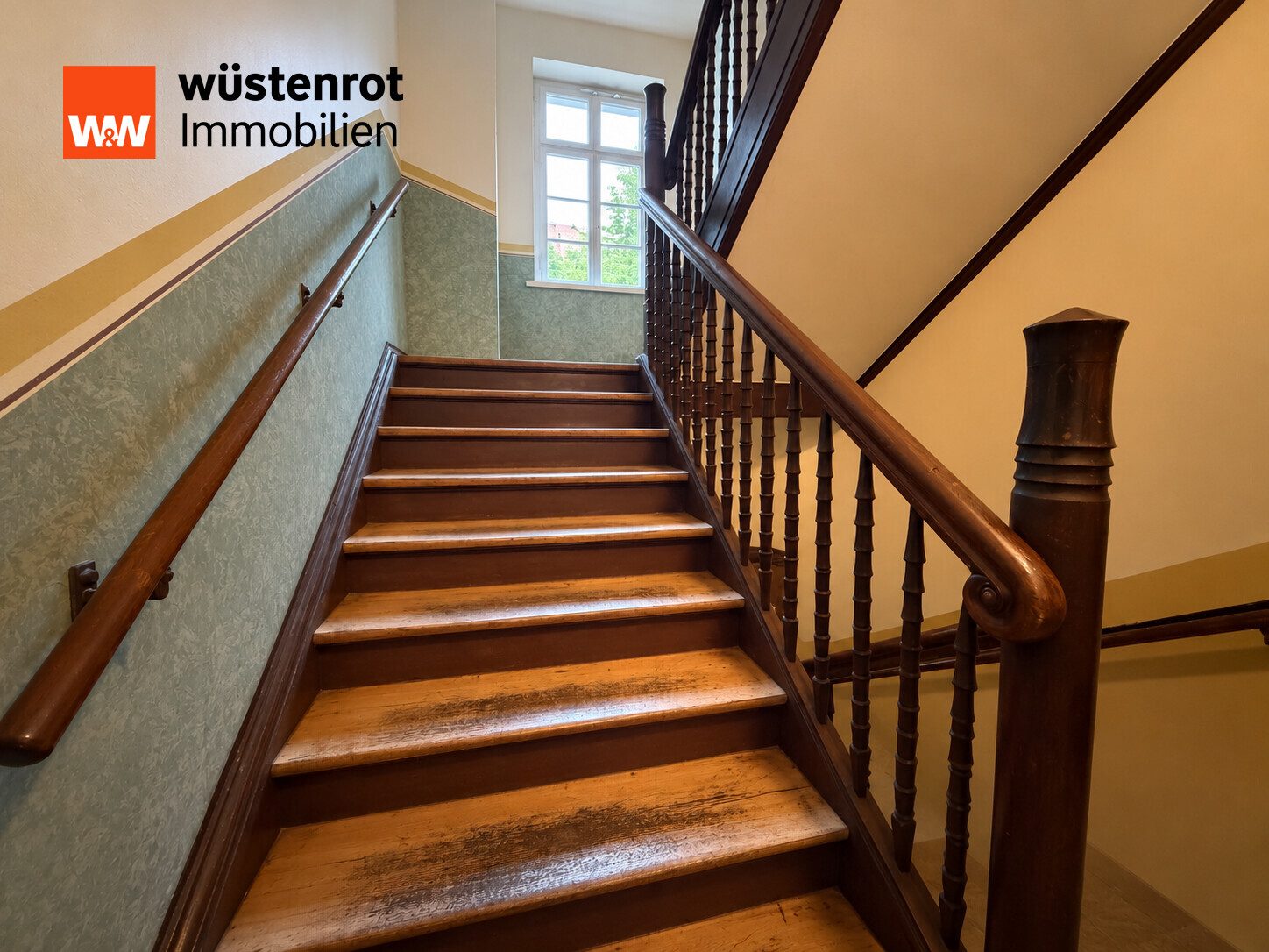 Immobilienangebot - Leipzig - Alle - Ein Zuhause zum Wohlfühlen – 4-Zimmer-Wohnung mit Balkon und Wintergarten