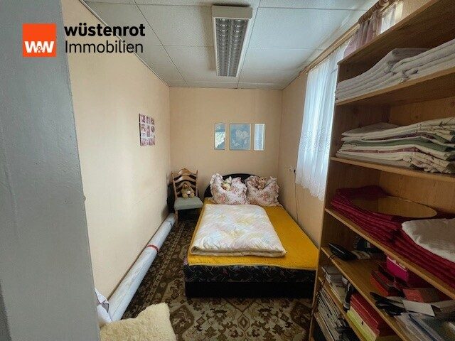 Immobilienangebot - Masserberg / Schnett - Alle - Wo der Rennsteig zuhause ist-
ein besonderer Ort für Ihre neue Geschichte