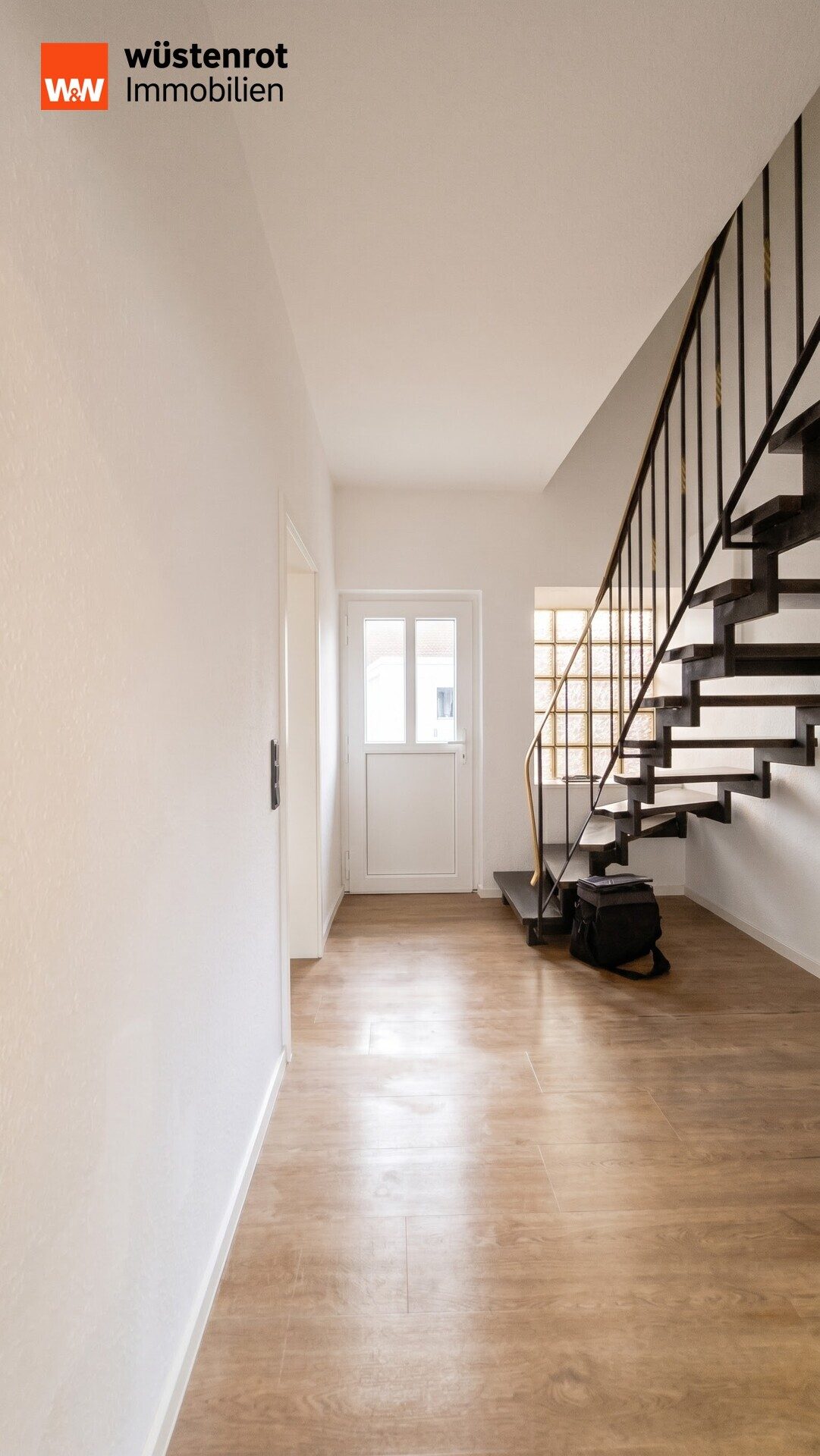 Eingangsbereich Immobilienangebot - Nordhorn - Alle - Koffer packen, Möbel rein: Dein bezugsfertiges Traumhaus in Nordhorn wartet!