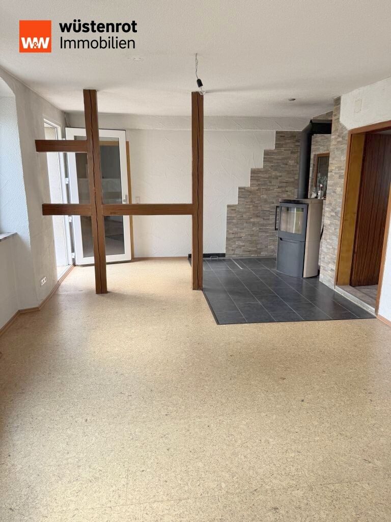Immobilienangebot - Abtsgmünd - Alle - Einfamilienhaus mit viel Potenzial zur Wohnraumerweiterung in Abtsgmünd