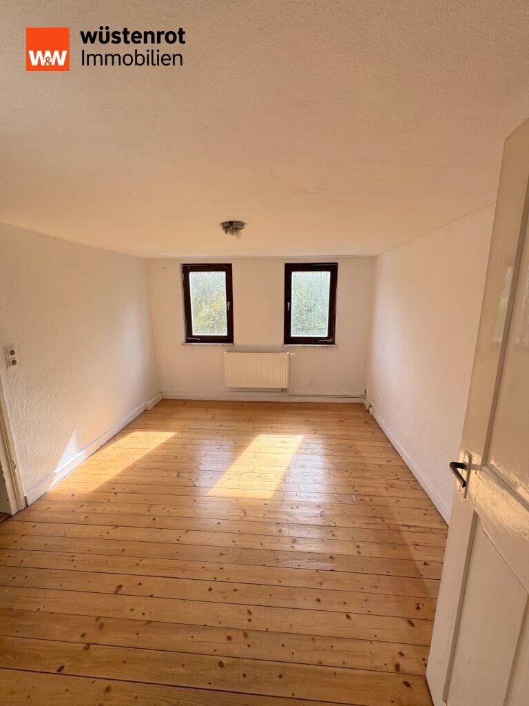Immobilienangebot - Abtsgmünd - Alle - Einfamilienhaus mit viel Potenzial zur Wohnraumerweiterung in Abtsgmünd