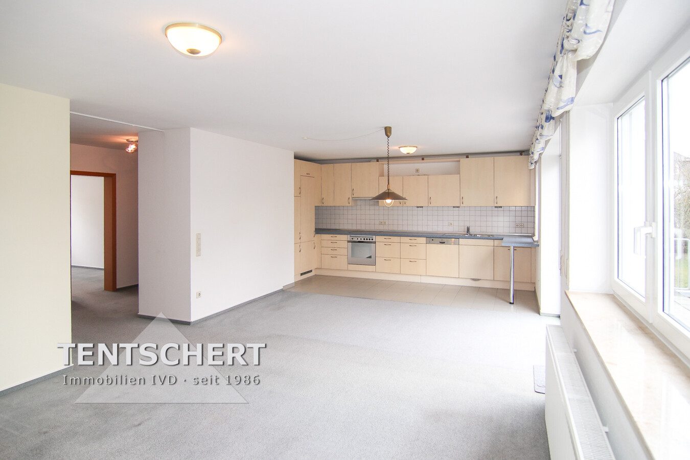 Kochen Immobilienangebot - Pfaffenhofen - Alle - Großzügige 3-Zimmer Wohnung mit besonderem Balkon Ausblick