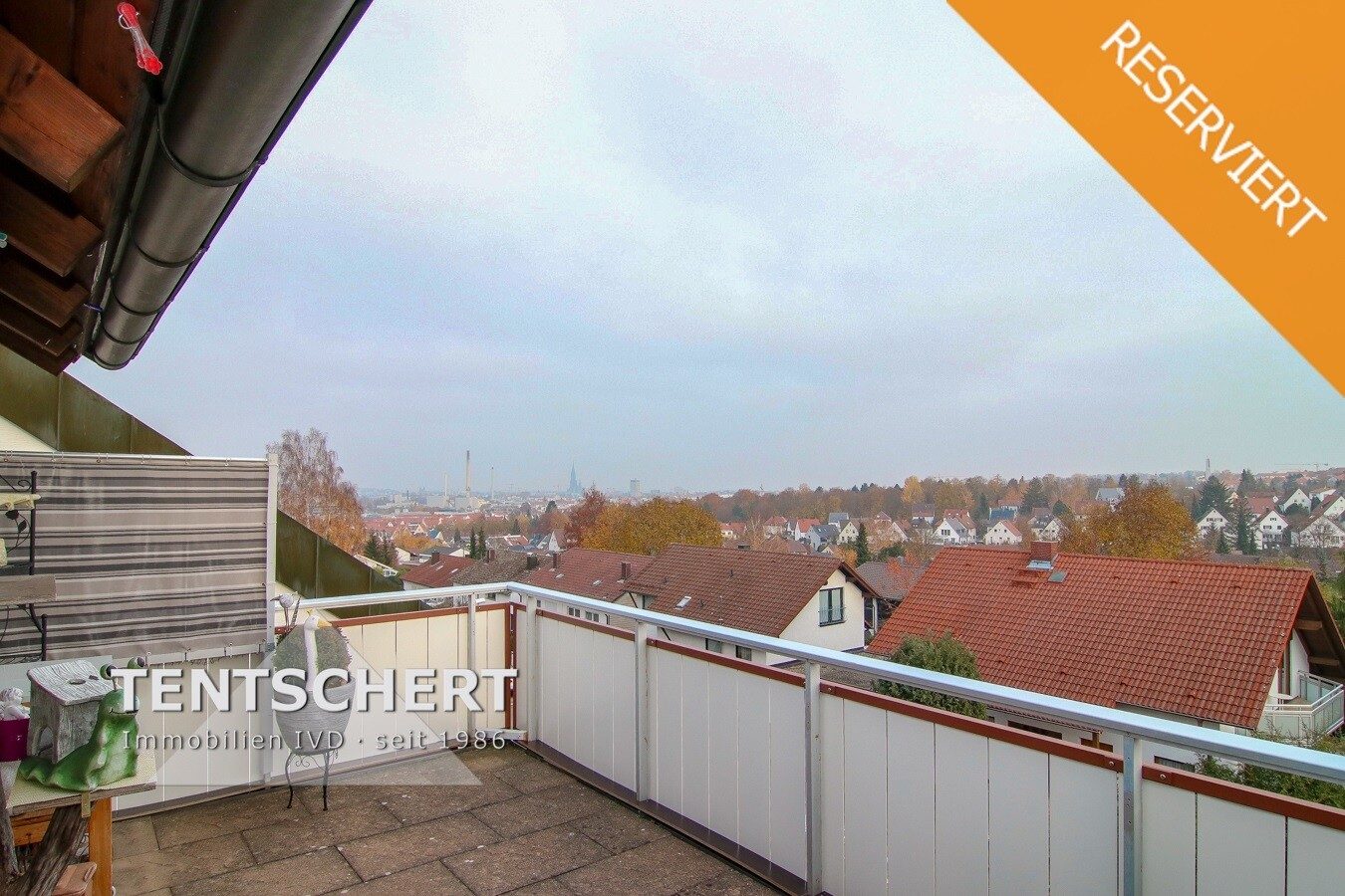 Immobilienangebot - Ulm - Alle - Schöne DG-Wohnung mit Loggia und Münsterblick (provisionsfrei)