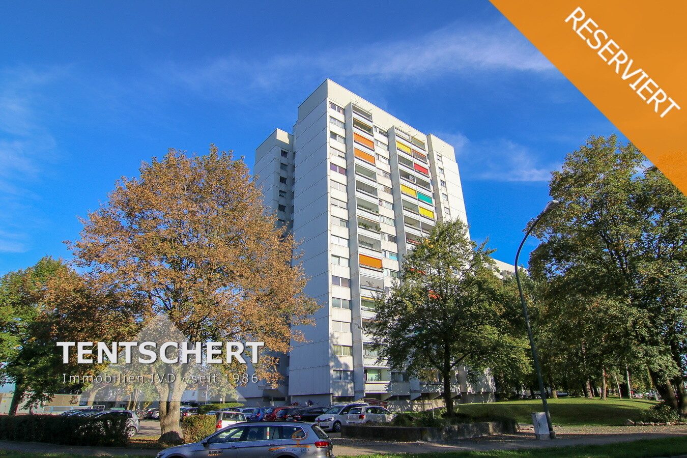 Kurz Reserviert2 Immobilienangebot - Neu-Ulm - Alle - 1,5-Zimmer-Apartment, mit herrlichem Fernblick und ein Schwimmbad auf dem Dach