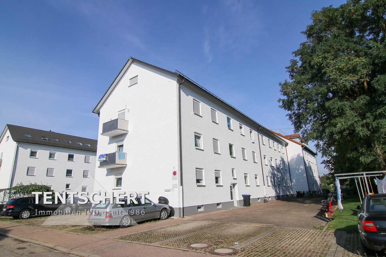 Gebäudeansicht I Hauszugang Immobilienangebot - Senden - Alle - Schnuckeliges 1-Zimmer-Apartment - PROVISIONSFREI