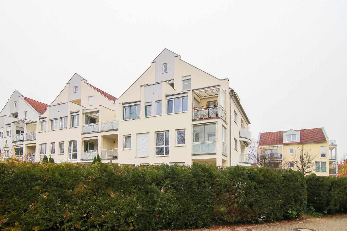 Immobilienangebot - Ulm - Alle - Zentraler geht es nicht! 3-Zimmer-Wohnung mit Balkon und Loggia