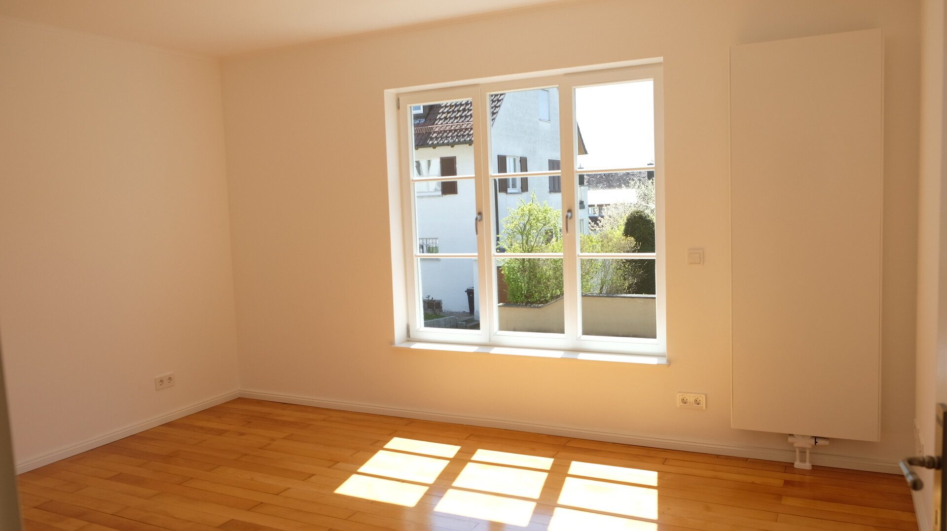 Essen – Arbeiten Immobilienangebot - Ulm - Alle - ++ 3-Zimmer-Wohnung mit Gartenanteil ++
