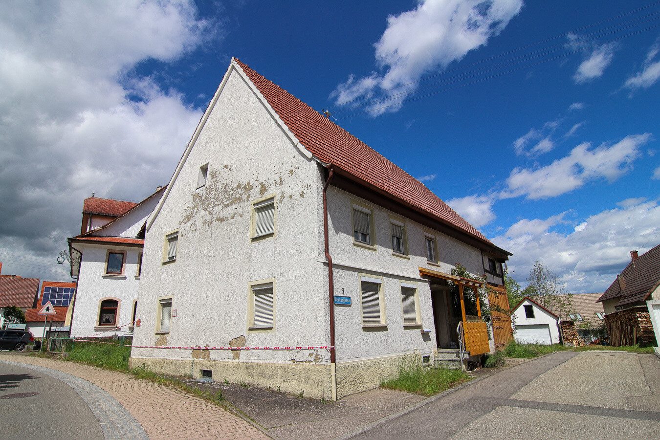 Ansicht Immobilienangebot - Rottenacker - Alle - Für Macher und Handwerker - EFH im Zentrum - Provisionsfrei