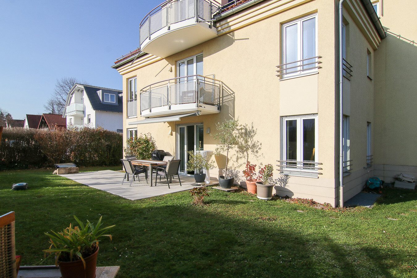 Immobilienangebot - München - Alle - *Exklusive EG-Gartenwohnung vollmöbliert* Mieten! Einziehen! Genießen!