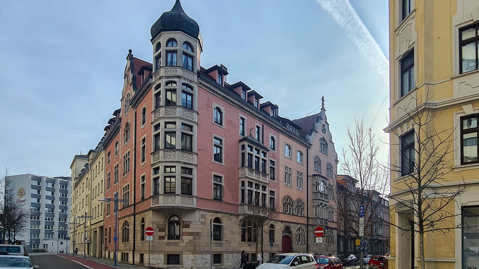 Außenansicht Immobilienangebot - Neu-Ulm - Alle - Helle Altbauwohnung mit viel Charme
