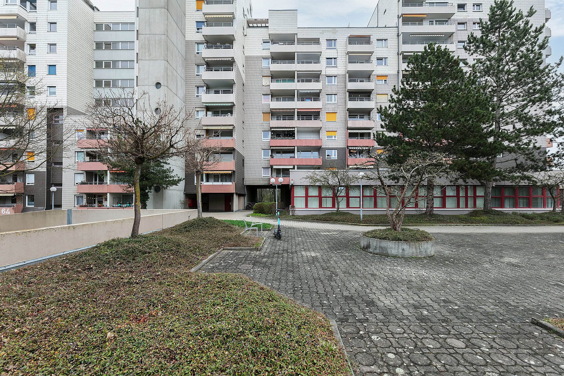 Objektansicht Immobilienangebot - Ulm - Alle - - Alles zu Fuß erreichbar - schöne, helle 1,5 Zi. Whg. in Ulm