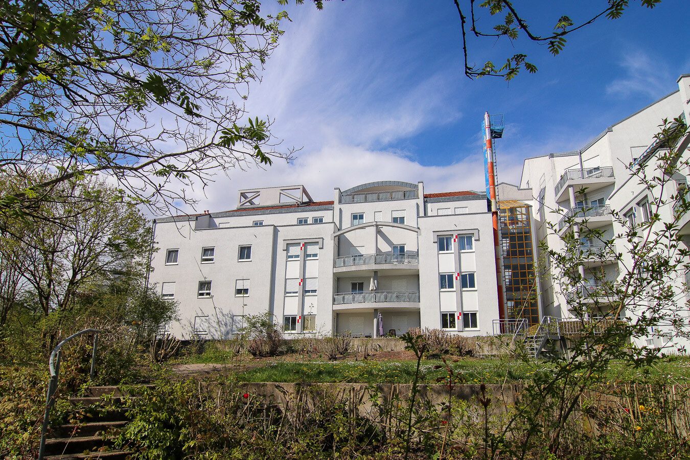 Immobilienangebot - Ulm - Alle - Kompakte Wohnung mit sonnigem Südbalkon in Ulmer Toplage!!!