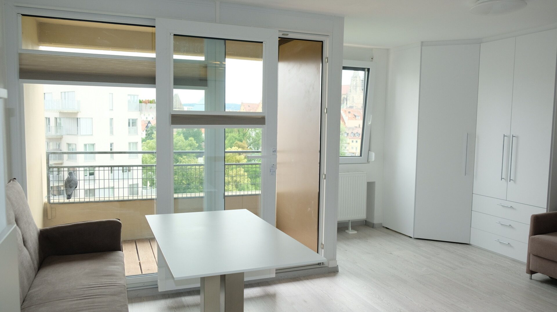 Immobilienangebot - Neu-Ulm - Alle - ++ Möbliertes Raumwunder ++