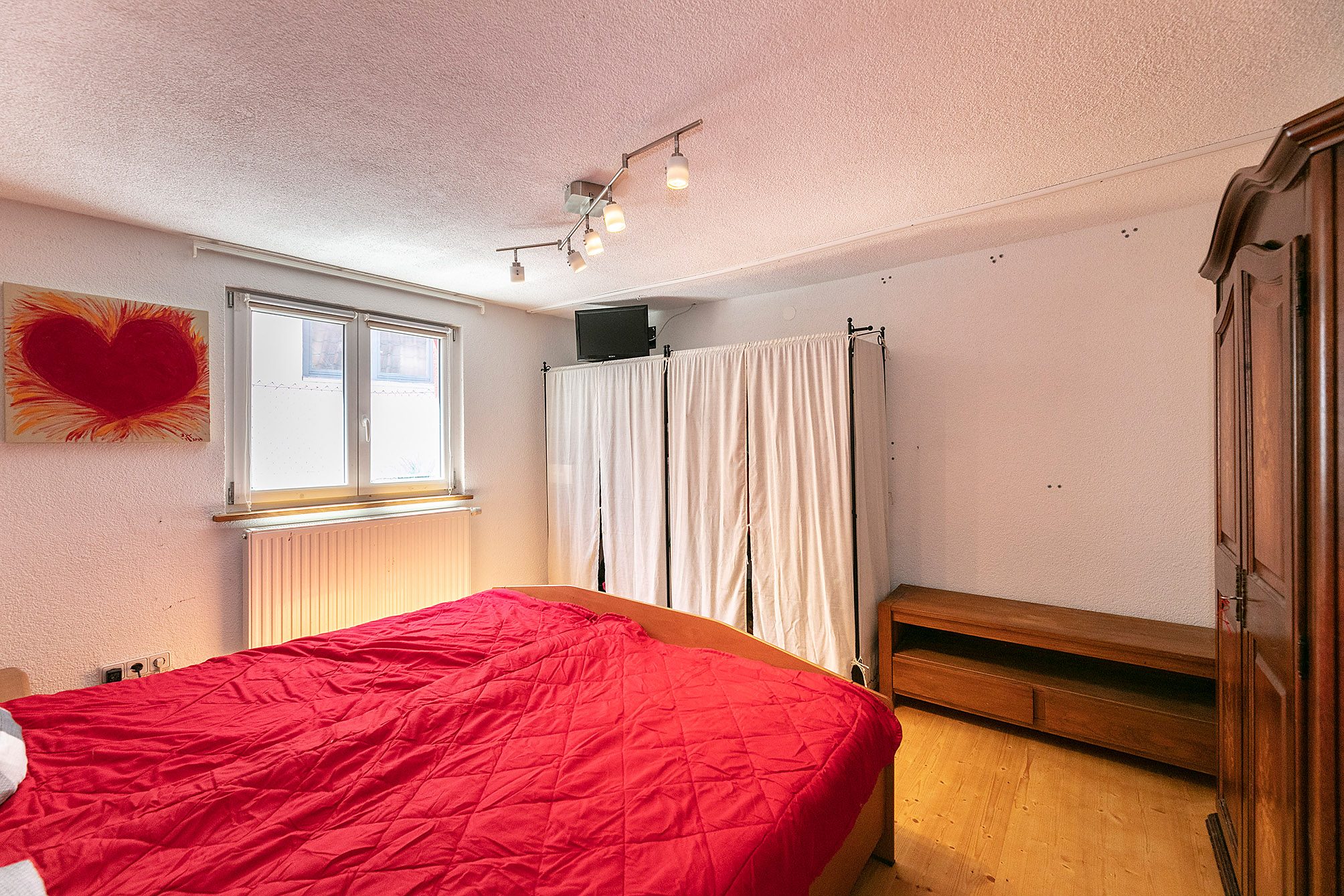 Tentschert Immobilien GmbH & Co. KG - Immobilienangebot - 89189 Neenstetten - Neenstetten - Einfamilienhaus - Mitten im Ort - Idyllisch, ruhig - ein Platz zum Glücklichwerden